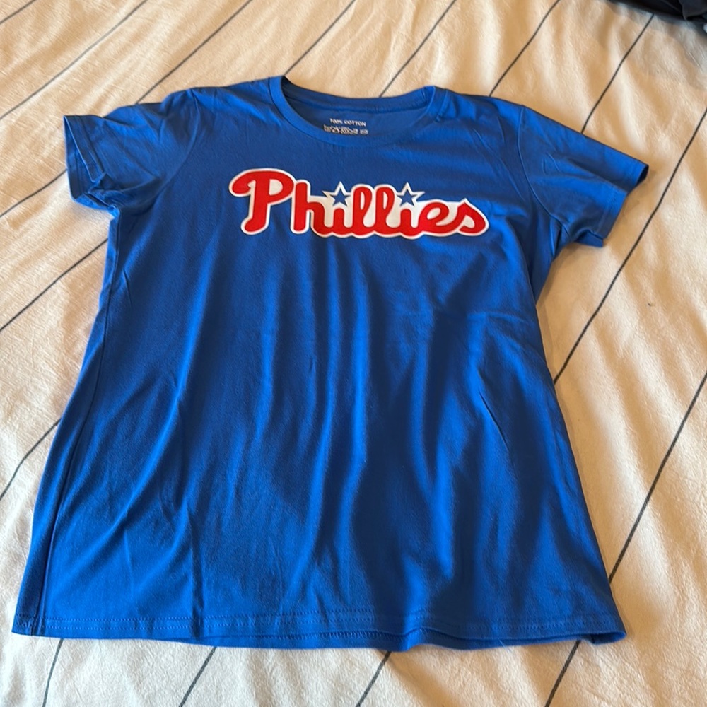Woman’s Phillies Kyle Schwarber replica t shirt.Woman’s L. Brand new.Never worn.